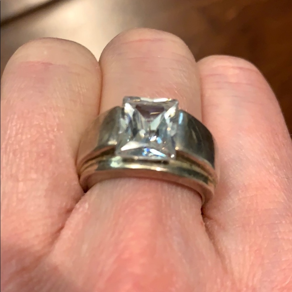 Silver and CZ ring. Size 6.